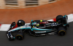 Mercedes AMG Petronas Ajukan Tawaran Kepada Adrian Newey, Nilainya EUR1,3 Miliar