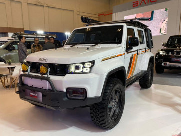 Referensi Modifikasi BAIC BJ40 Plus Bergaya City Hunter   
