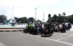 Instruktur Safety Riding Kasih Saran Efektif Bagi Bikers Selama Ramadan