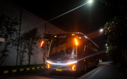 Bus Night Ride dari Juragan99, Mulai Rp590 Ribu untuk Perjalanan Malam Hari Bersasis Mercedes-Benz OH1626