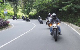 Rebel Owner Community Donasi 200 Paket Sembako untuk Terdampak Pandemik Covid-19