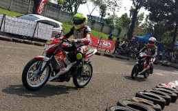 Honda Jawa Barat Promosikan Motor Bebek Lewat Balap