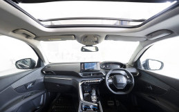Desain Ala Kokpit Pesawat Peugeot Bukan Tanpa Alasan, Ini Penjelasannya