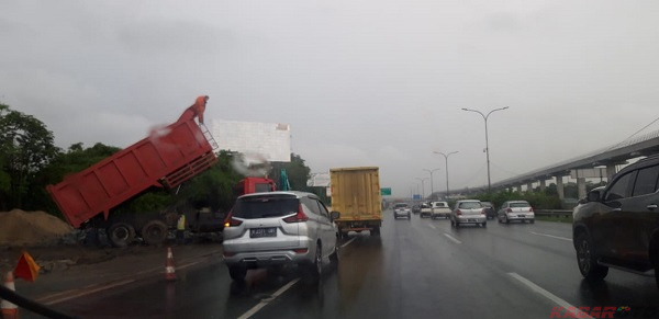 Harap Bersabar, Kemacetan di Exit Tol Cibubur akan Berakhir April 2020