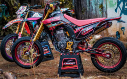 Baru Dipasarkan, Ratusan Jackstand untuk Motor Trail Ludes Terjual 