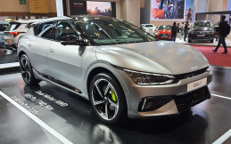 Ini Perbedaan Kia EV6 GT dengan Kia EV6 GT-Line