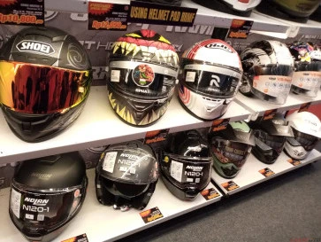 Jangan Asal Kece, Ini Serba Serbi Cara Memilih Helm Sesuai Fungsi
