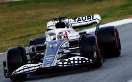 Pierre Gasly Perpanjang Kontrak Satu Tahun