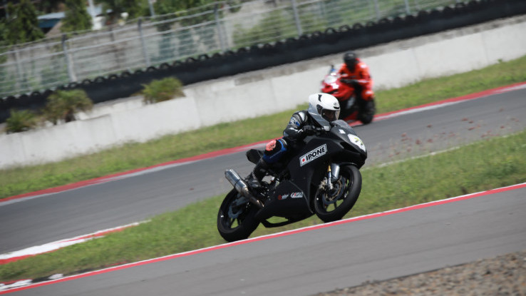 Sensasi Track Day Mandalika: Pengalaman Balap Menghubungkan Performa dan Teknologi Pelumas Modern