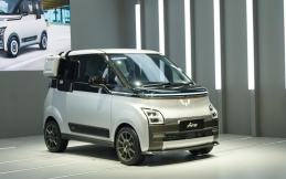 Air ev ‘Futuristic Adventure’ dan ‘Daily Sporty Concept’ Hiasi Booth Wuling di IIMS 2023