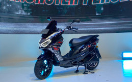 Motor Listrik Polytron Fox-R Limited Edition x Darbotz Resmi Meluncur di Indonesia, Banderol Rp15 Juta
