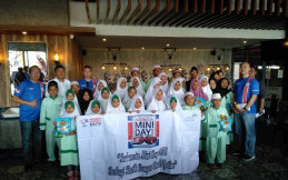 Berbagi Kasih dengan Anak Yatim di Indonesia MINI Day 2018