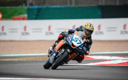 Raih Double Podium, Aldi Satya Mahendra Makin Dekat dengan Gelar Juara Dunia WorldSSP300