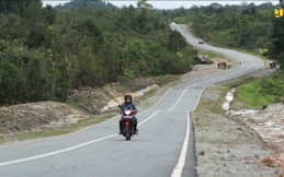 Akses Jalan di Perbatasan Kalimantan Barat Terus Diperbaiki