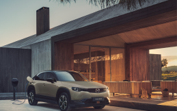 Mazda Indonesia Hadirkan Mobil Listrik MX-30, Dibanderol Rp860 Juta