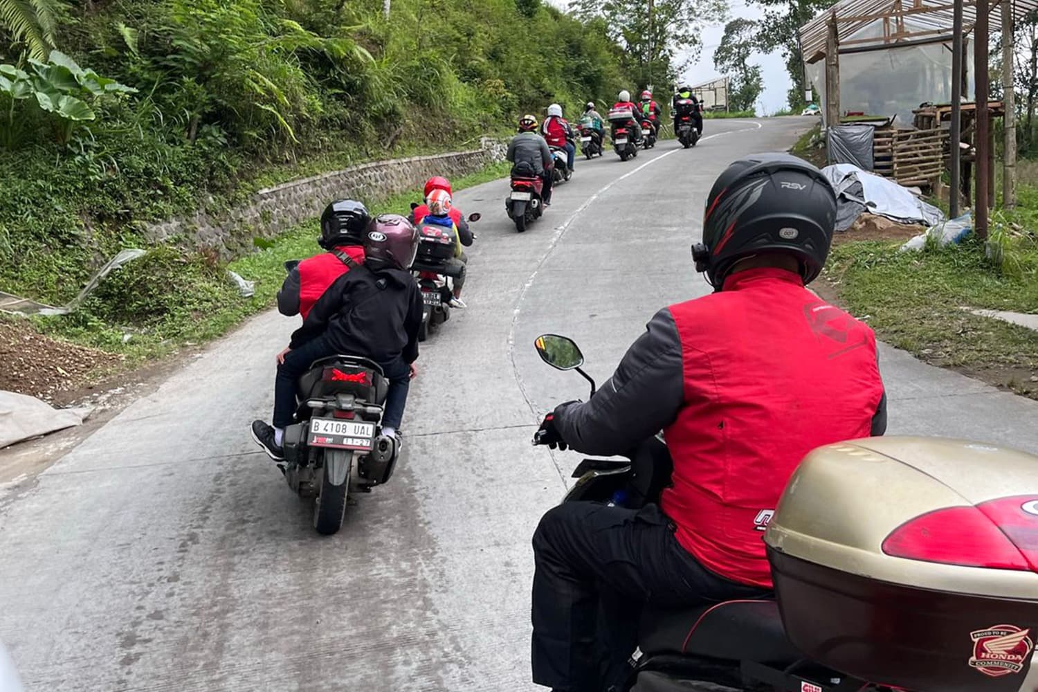 Mudik Lebaran Pakai Motor? Ini Tips dari Instruktur Safety Riding