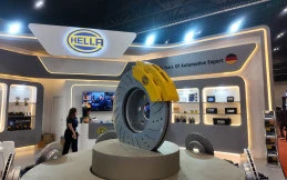 Hella Andalkan Brake Pad Ceramic hingga Lampu LED di Automechanika Jakarta