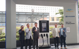 Hyundai Resmikan Fasilitas Ultra Fast Charging Station di Plaza Indonesia