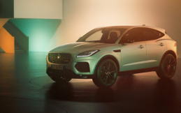 Jaguar E-Pace Berwarna Khusus, Hasil Kolaborasi dengan Baracuta