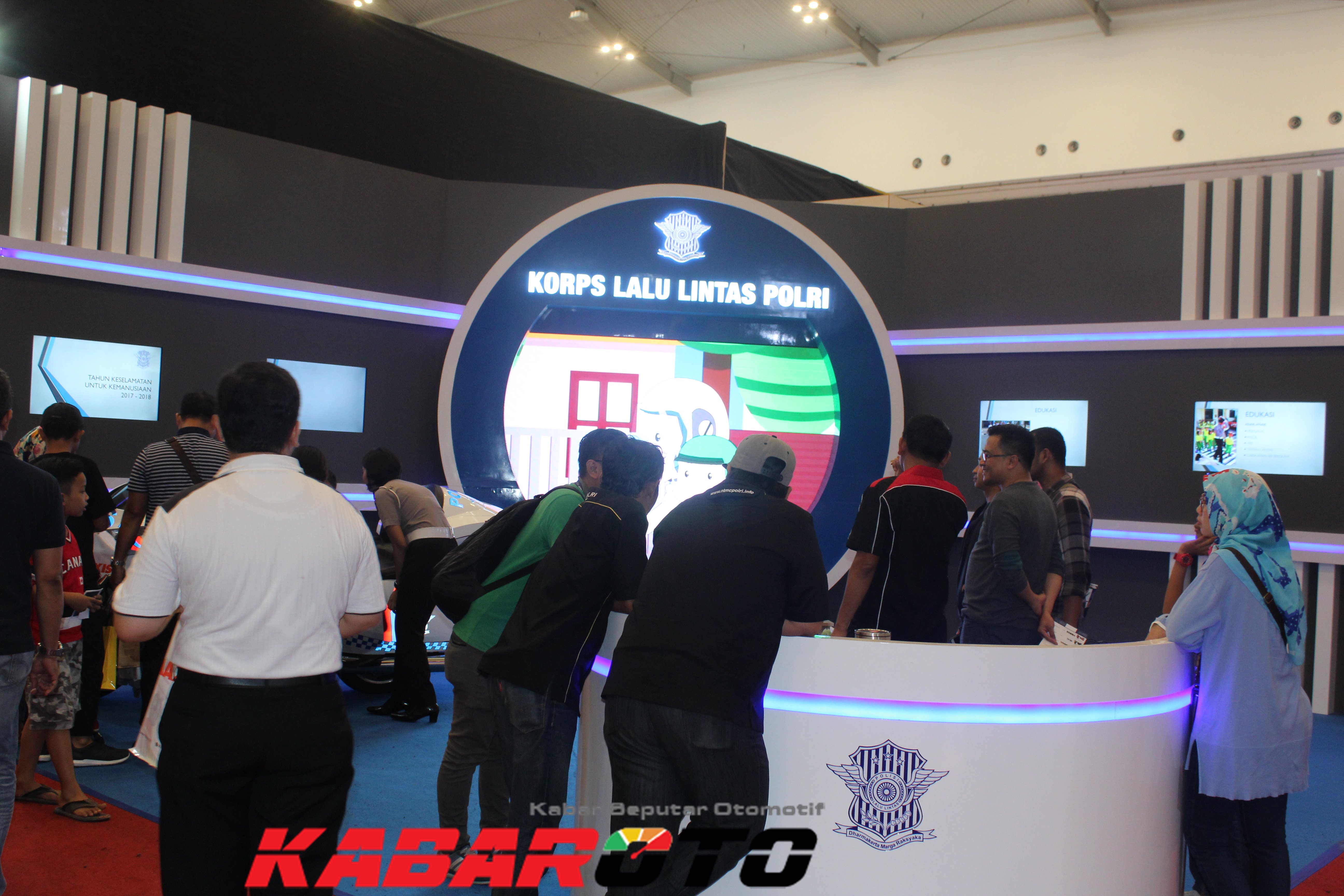 Korlantas Polri Suarakan Keselamatan Berkendara di GIIAS 2017