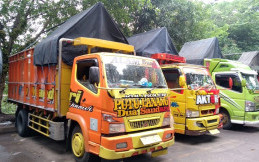 Perhatikan Ini agar Truk Logistik  Aman di Jalan