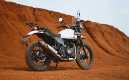 Royal Enfield Gandeng 20 Rider Moge Indonesia Taklukkan Puncak Gunung Himalaya