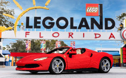 Keren, Ferrari 296 GTS Ini Terbuat dari Lego!