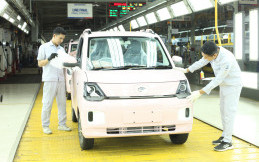 Mobil Listrik Mungil Seres E1 Resmi Dirakit Lokal