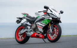 Aprilia RS 660 Phillip Island Tribute Edisi Terbatas Tampil di MotoGP Australia 2026