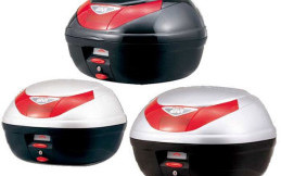 Mudahkan Tugas, Givi Serahkan 100 Box Motor untuk Polisi