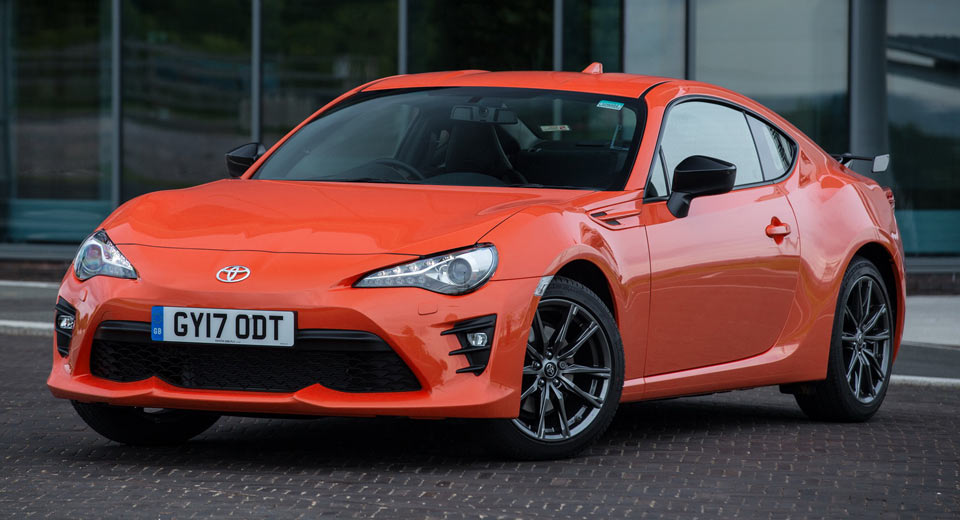 Toyota Luncurkan GT86 Orange Edition