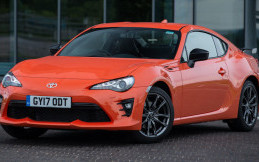 Toyota Luncurkan GT86 Orange Edition