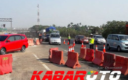 Berlakukan Contraflow Dari Km 47, Tol Arah Cikampek Kembali Ditutup