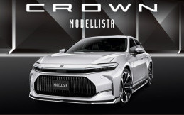 Elegannya Toyota Crown Sedan dengan Aksesori Modellista