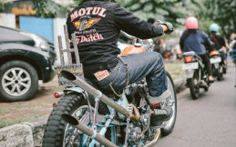 Von Dutch dan Motul Hadirkan Fashion untuk Bikers Bergaya Custom Culture