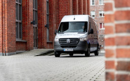 Mercedes-Benz eSprinter, Bebas Angkut Barang Tanpa Polusi