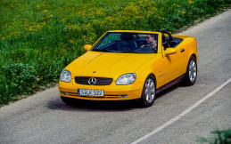 Mercedes-Benz SLK, Roadster Ikonik yang Kini Jadi Incaran Kolektor Dunia