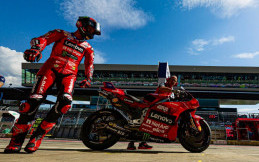 Francesco Bagnaia Kejar Rekor Dua Pembalap Legendaris di MotoGP Aragon 2024