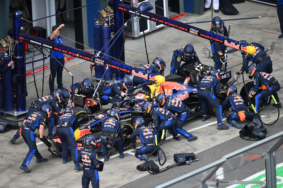 Aksi Gila Max Verstappen di F1 Australia 2026: Start Posisi 20 ke Finis Posisi 6!