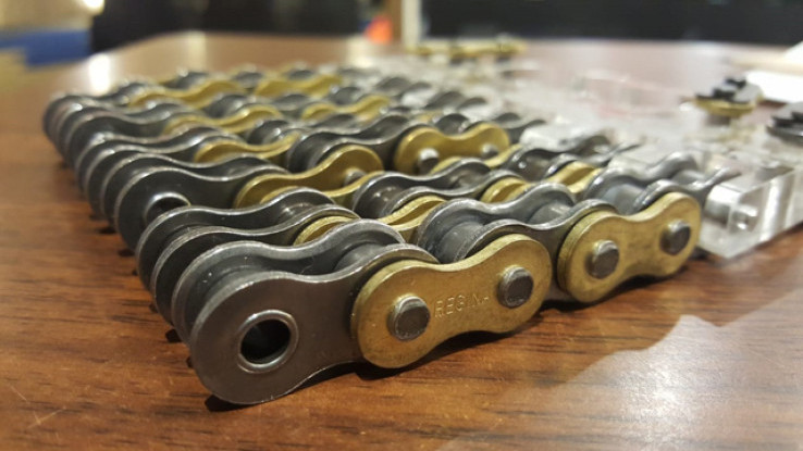 Preventif Rantai Motor 'Bubar' Saat Riding, Ini Antisipasinya