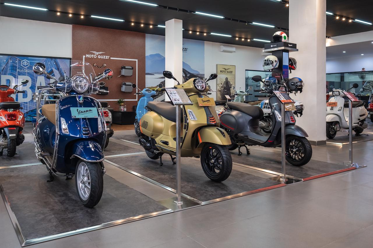 Piaggio Indonesia Resmikan Diler Motoplex Perdana di Bandung
