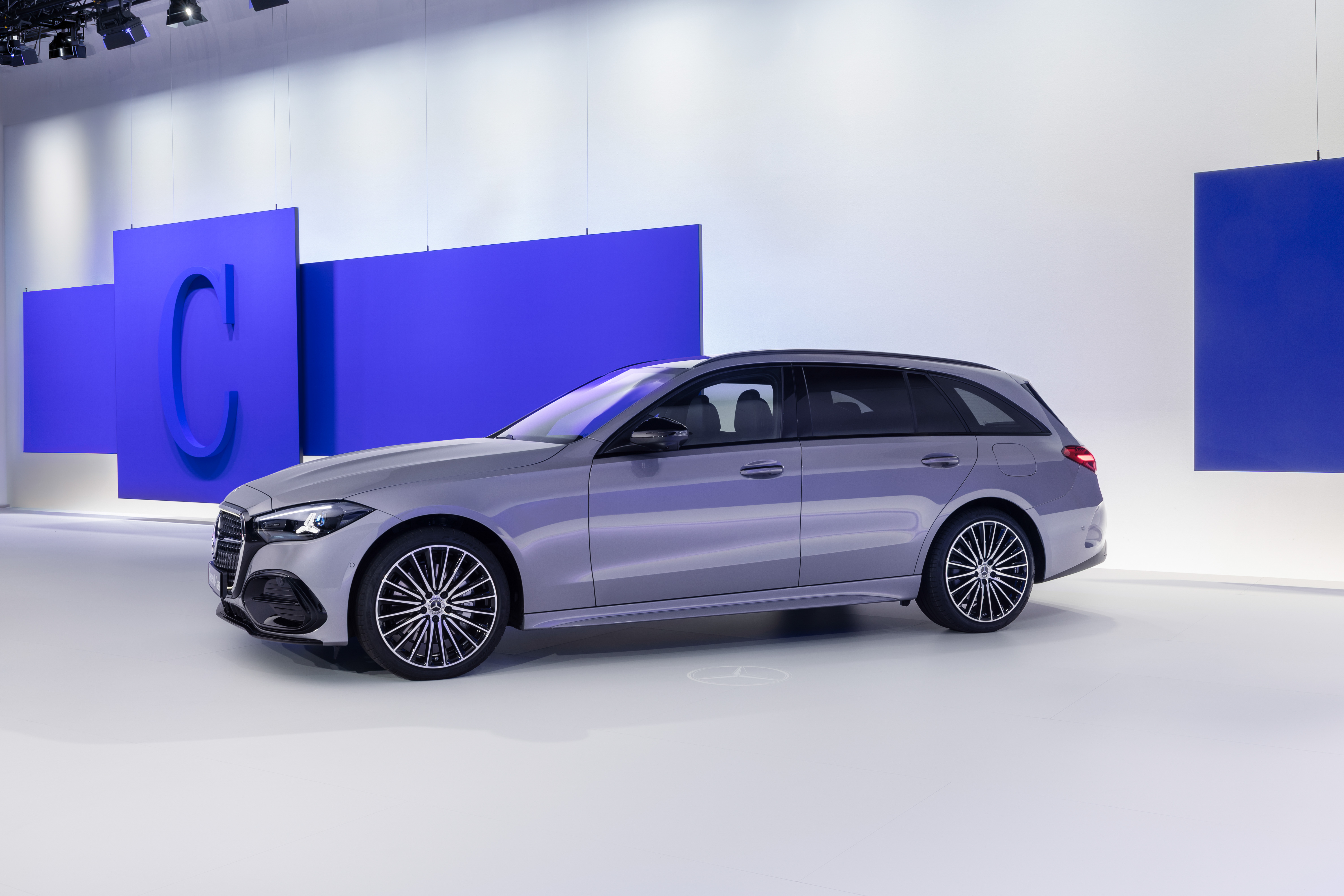 Mercedes-Benz C-Class Saloon & Estate_