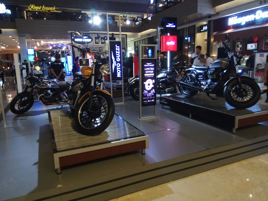 Piaggio Indonesia Gelar Expo Bagi Pecinta Motor Retro Khas Italia