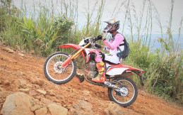 Pencinta Trail Uji Ketangguhan Honda CRF150L di Hambalang