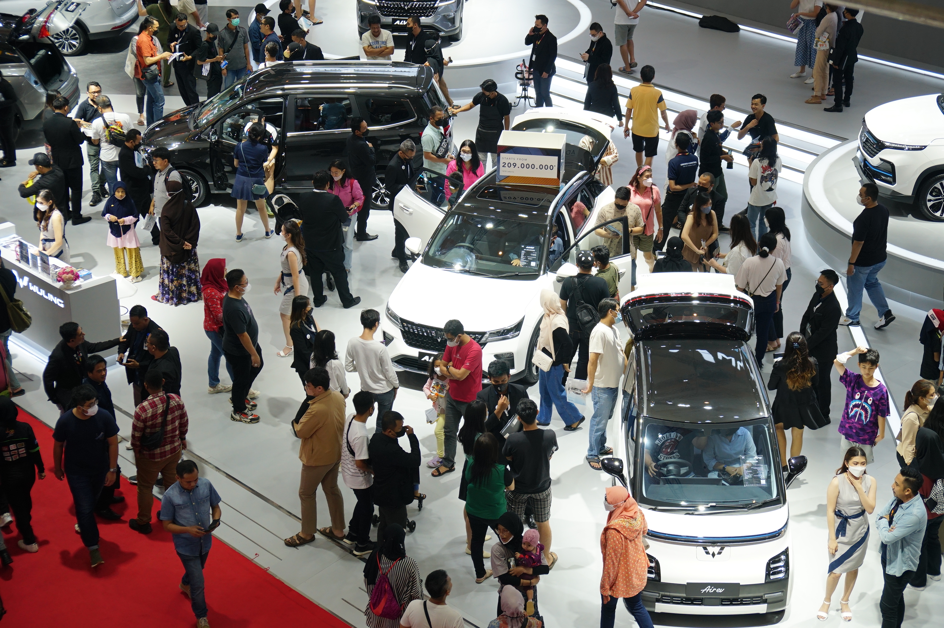 Wuling Motors Raih 1.237 SPK di IIMS 2023