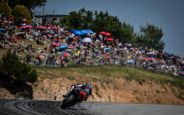 Nyaris Podium, Aleix Espargaró Berjibaku dengan Traksi Ban di MotoGP 2024 Catalunya