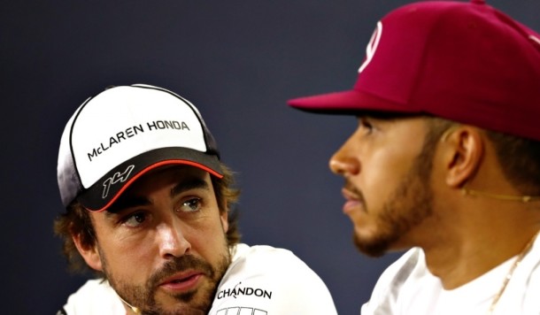 Alonso Sindir Hamilton Soal Tolak Berbagi Data Performa Mobil
