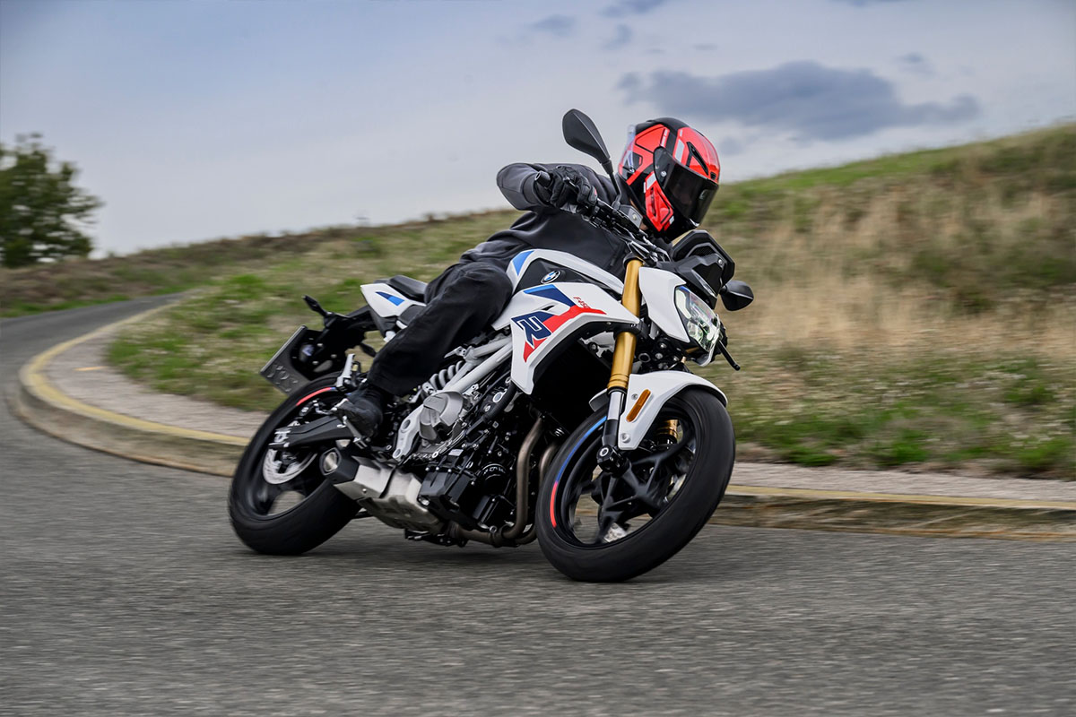 BMW F 450 R Resmi Meluncur Pakai Kopling Canggih