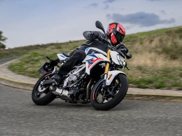 BMW F 450 R Resmi Meluncur Pakai Kopling Canggih