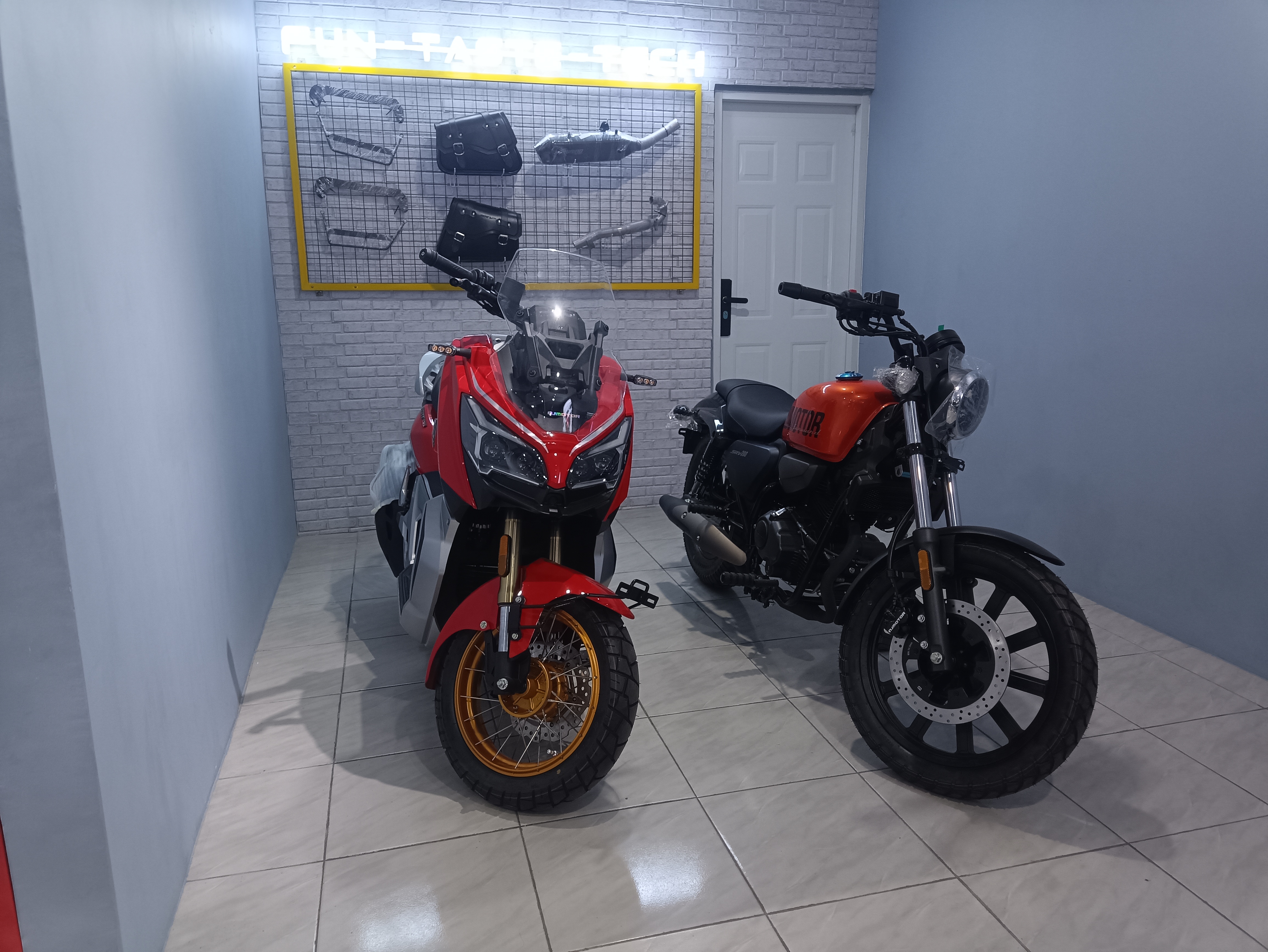 QJMotor Makin Diminati, SRV 250 Libero hingga Tourino 250 DX Jadi Andalan